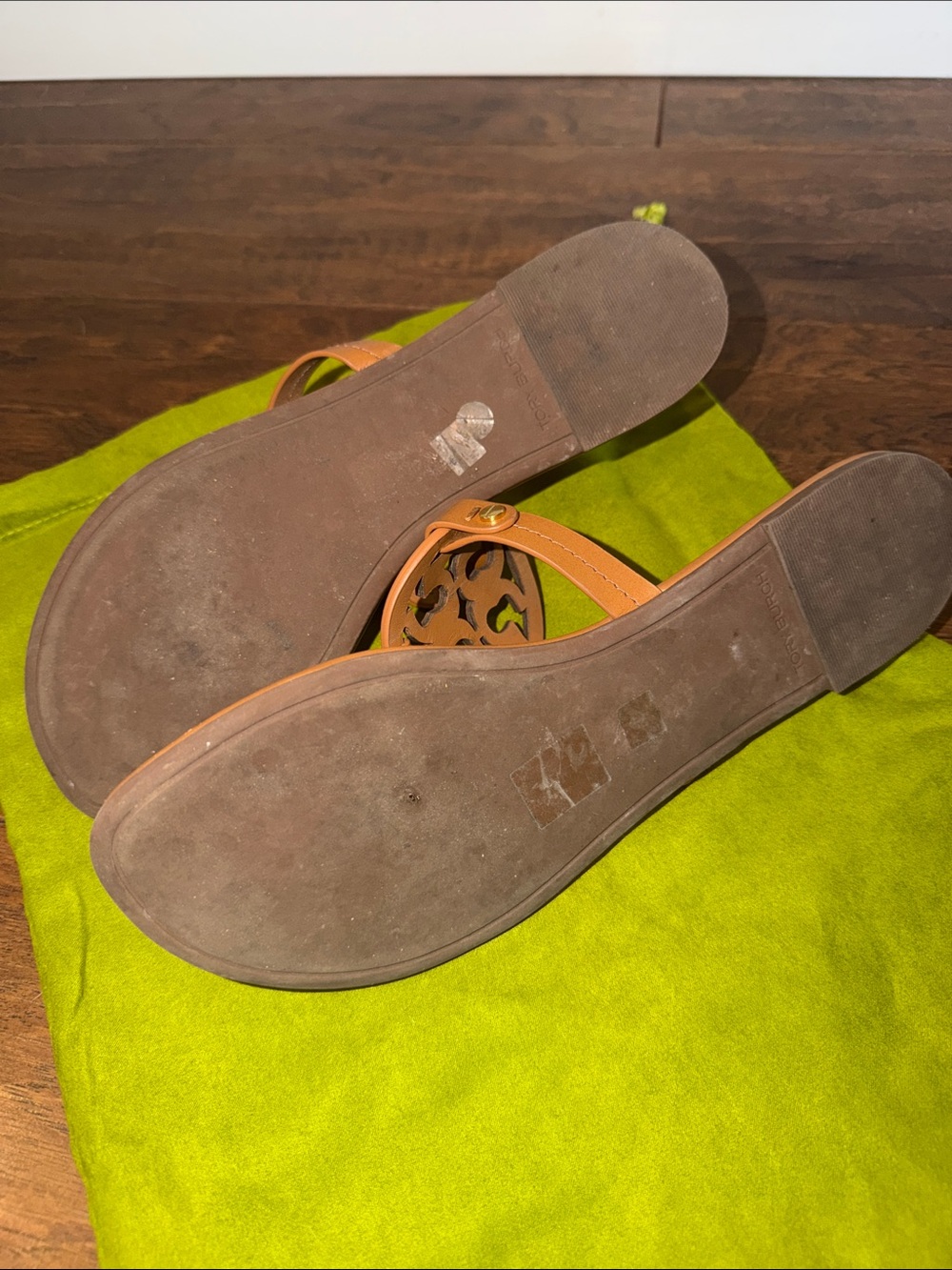 Tory Burch Miller Leather Logo Thong Sandals - Picture 6 of 6
